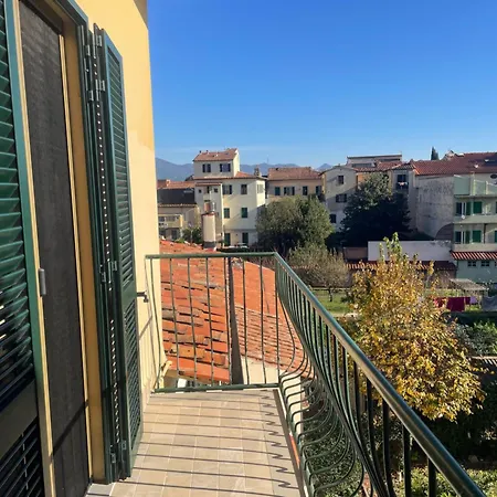 Bella Vista Appartamento Pisa